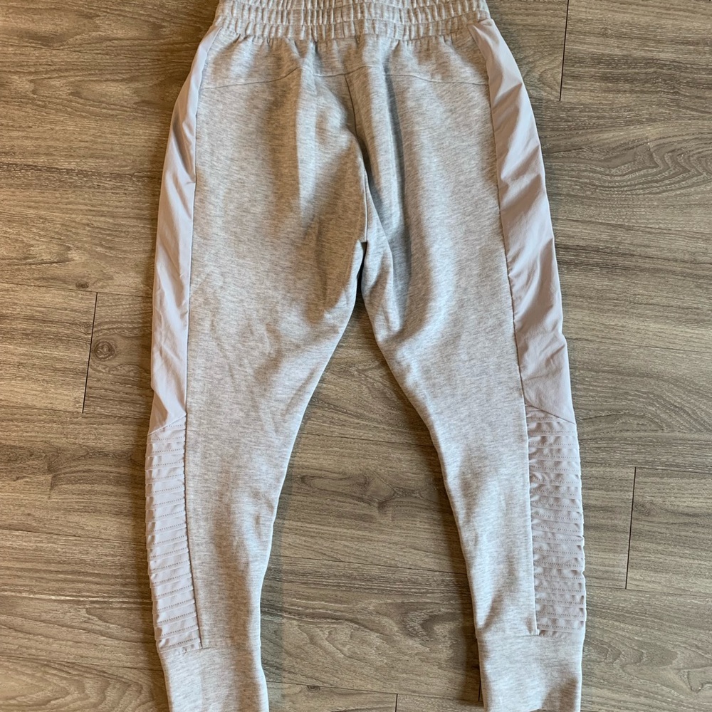 Puma joggers